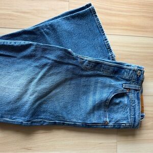 Levi's Ribcage Straight Ankle Jean size 30/27
